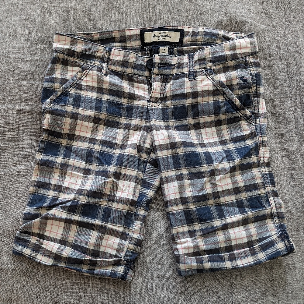 Abercrombie Kids Stretch Bermuda Shorts Blue Pink Plaid Size 12